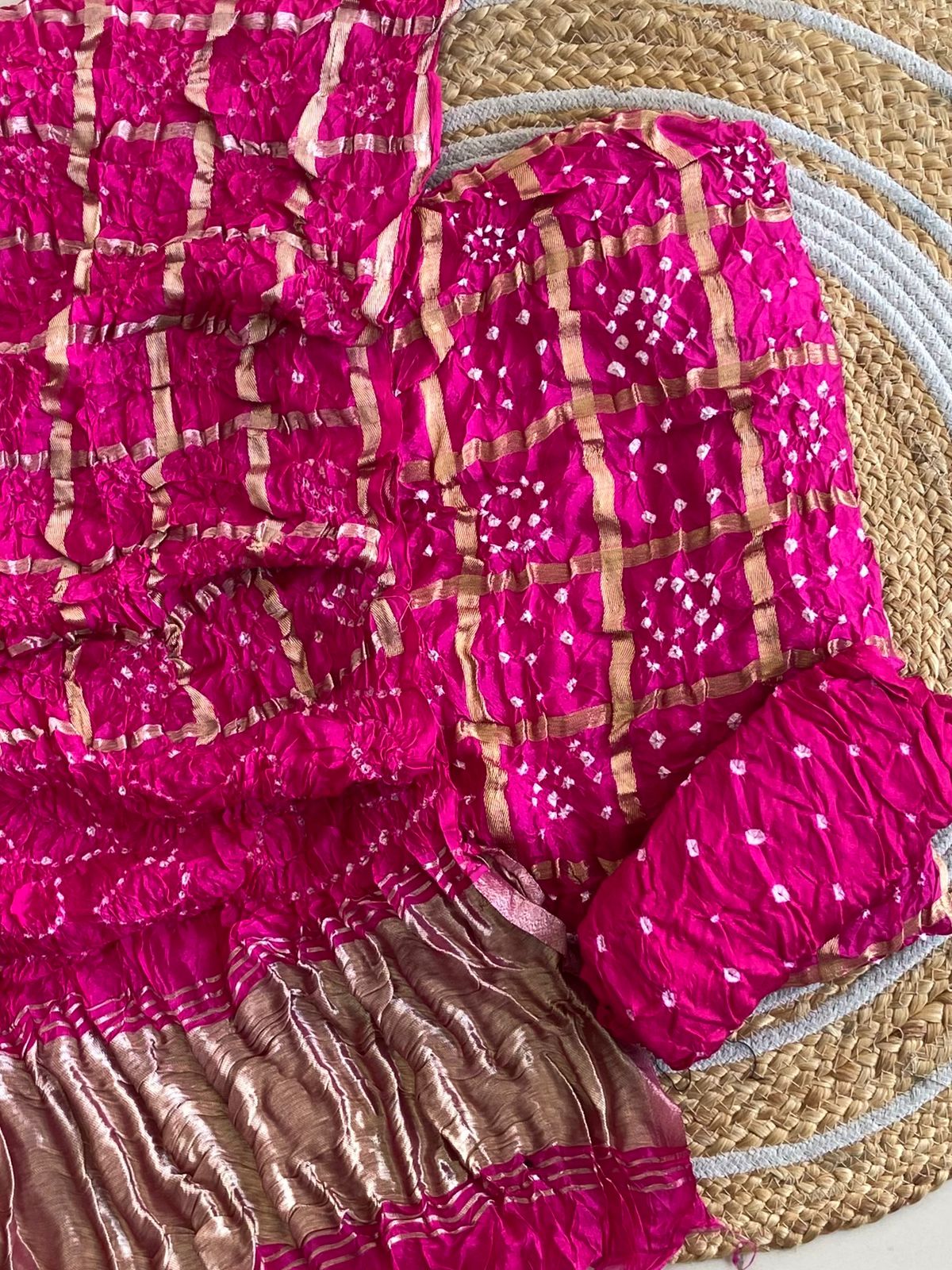 Fuchsia Hand Bandhani Art Silk Ghatcola suit