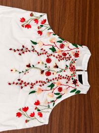Women’s White Floral Embroidered Sleeveless Cotton Kurti