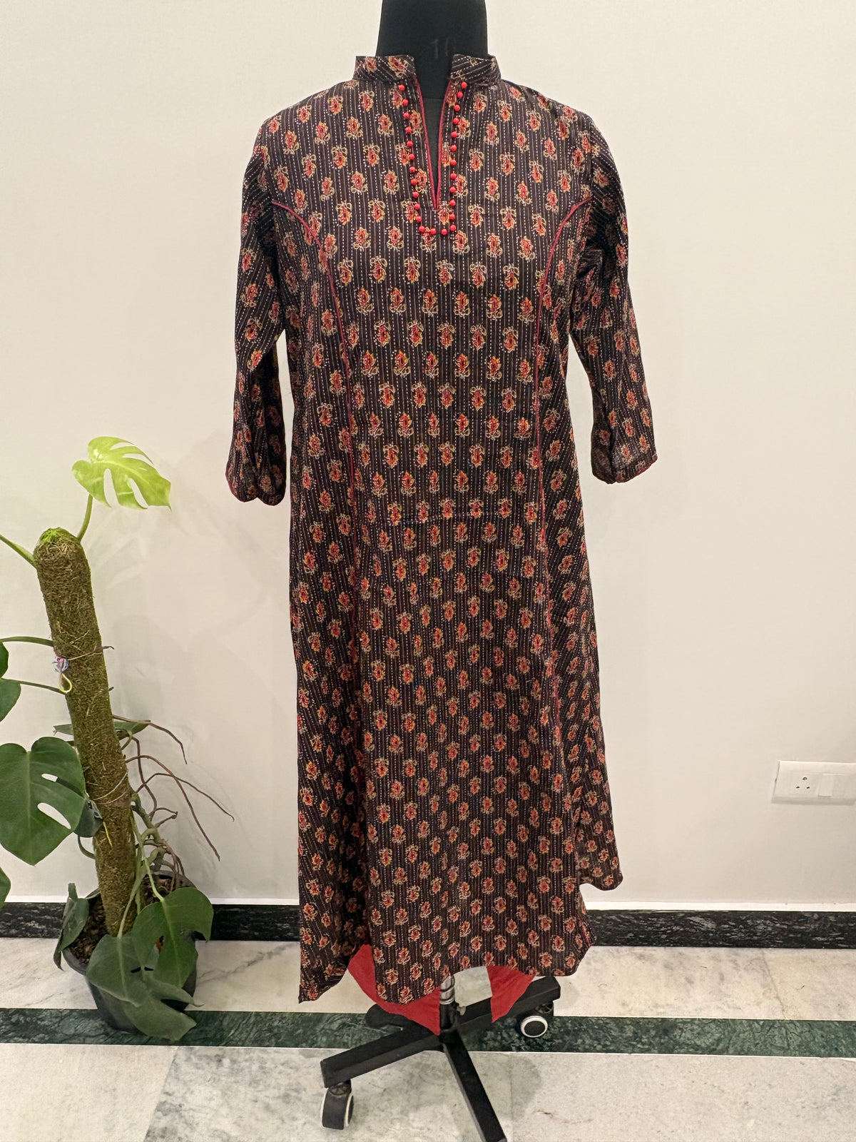 Embellished Brown Floral Printed Straight Kurti